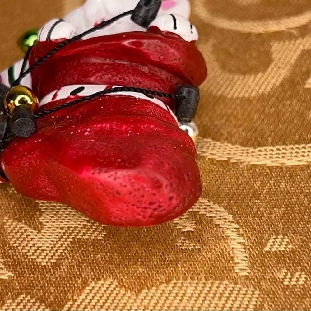 VINTAGE CAT CHRISTMAS BROOCH PIN HOLIDAY KITSCH